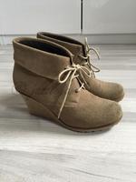 Wedges Gr. 38 Stiefeletten Wildleder Echtleder hellbraun khaki Nürnberg (Mittelfr) - Nordstadt Vorschau