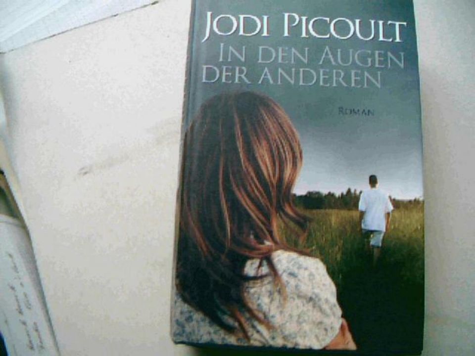 In den Augen der anderen  Buch von Picoult, Jodi  ungekürzte Ausg in Blaustein