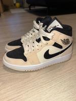 Jordan 1 mid barely orange Niedersachsen - Bovenden Vorschau