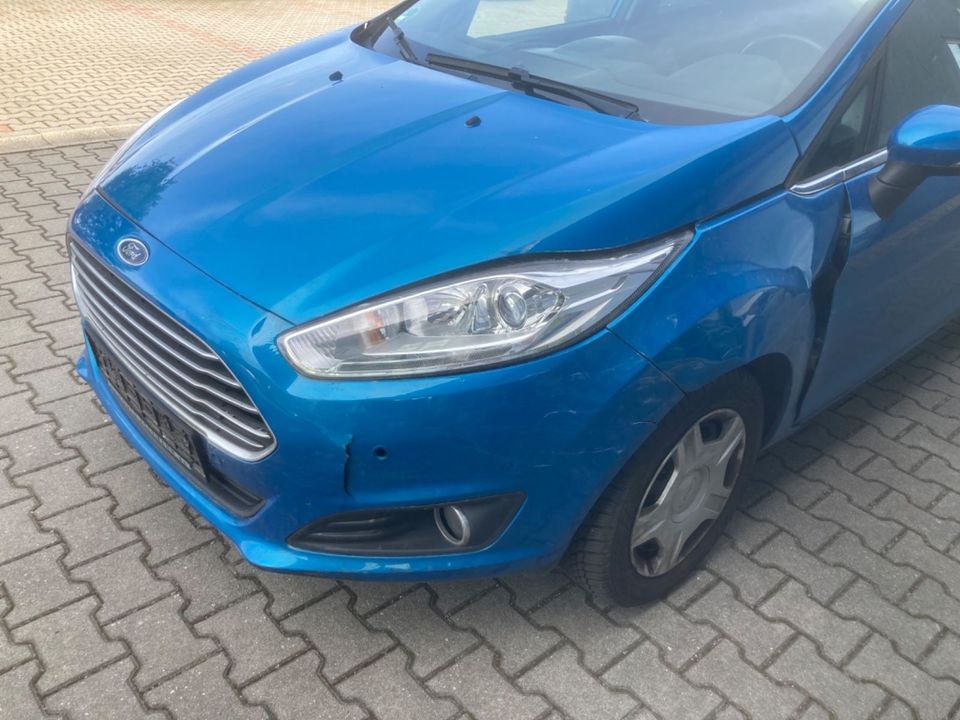 Ford Fiesta Titanium in Altenburg