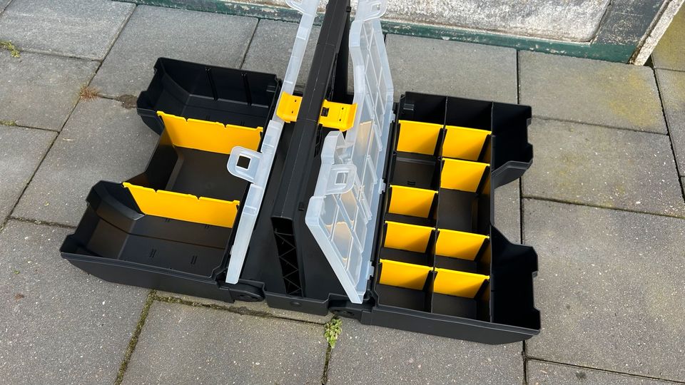 STANLEY 3-in-1 Werkzeugkoffer (31,2x23,4x42,6 cm) in Marklohe