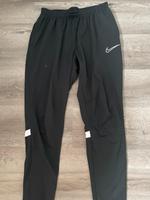 Nike Dri-Fit Trainingshose XL in Schwarz Niedersachsen - Garbsen Vorschau