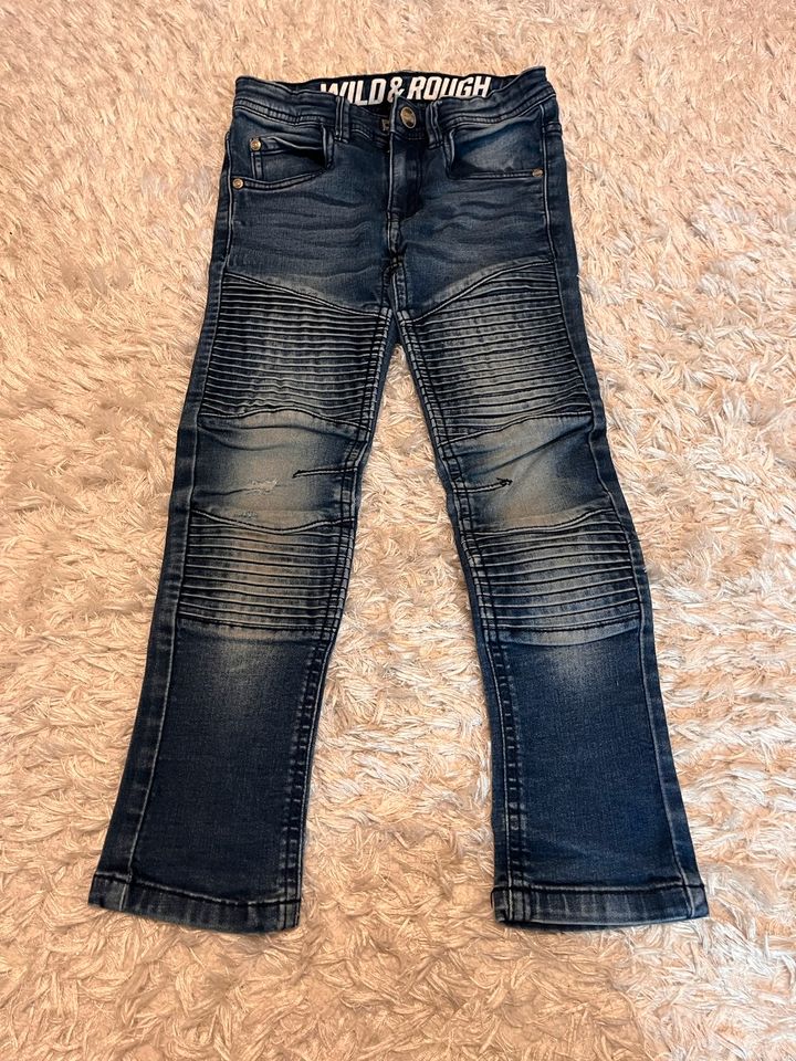 Jeans Gr. 116 blau in Tremsbüttel