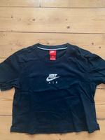 Nike Air cropped Tshirt schwarz Hessen - Bürstadt Vorschau