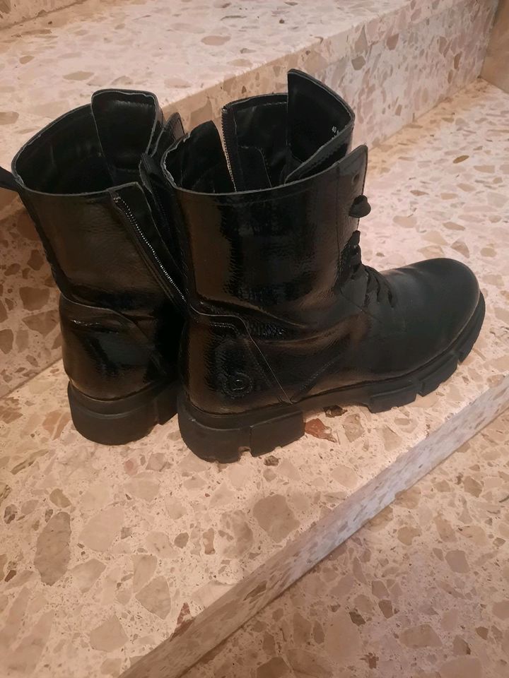 Stiefel Stiefeletten Damenschuhe in Regen