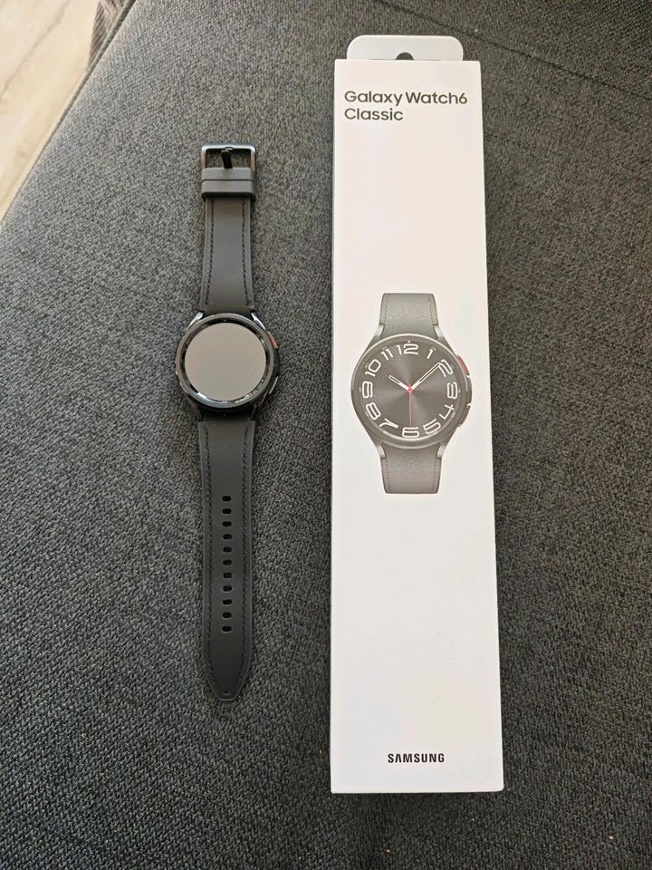Samsung Galaxy Watch 6 Classic LTE 43mm in Burgdorf