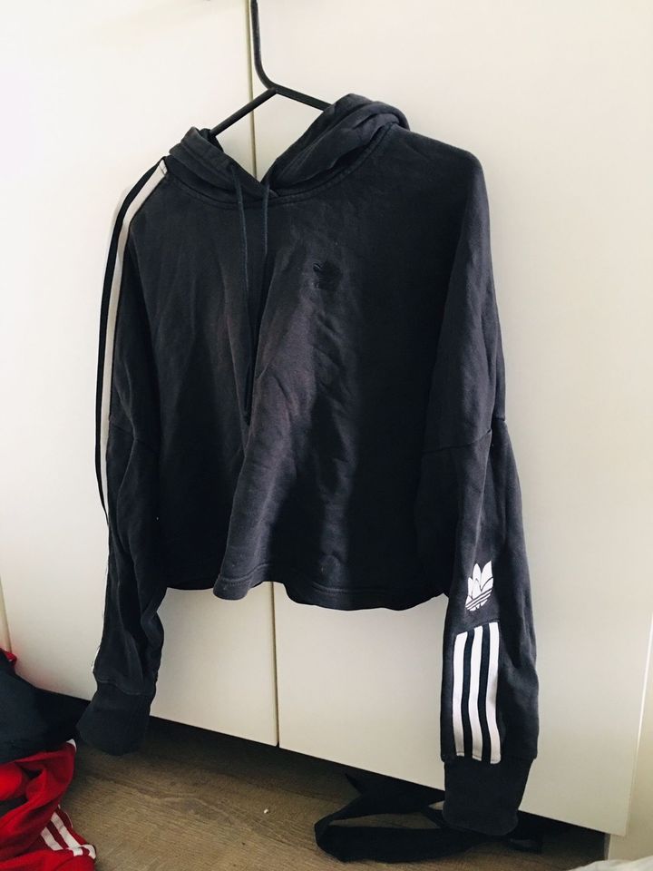 Adidas Pullover in Hamburg