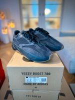 Yeezy 700 Utility Black, Gr. 47 1/3 Düsseldorf - Oberkassel Vorschau