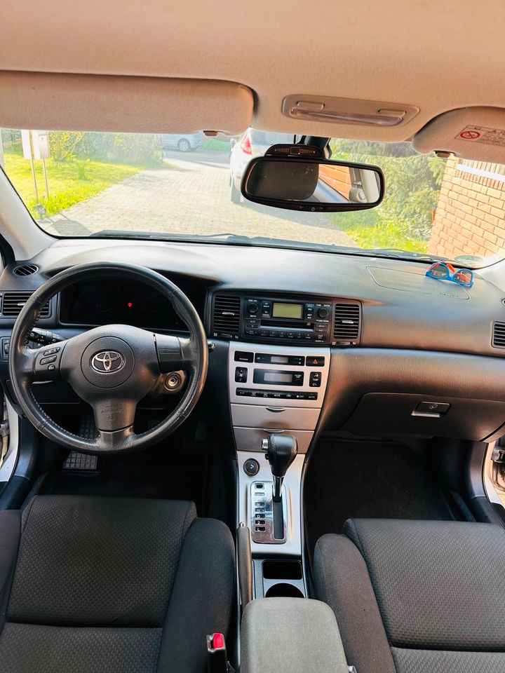 Toyota Coralla 1.6 Automatik in Sachsenhagen