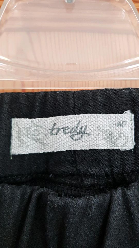 Tredy Jeggings 40 schwarz in Isernhagen