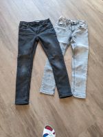 2 Jeans schmal geschnitten in Gr. 146 (hellgrau und anthrazit) Sachsen - Pirna Vorschau