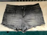 Hot Pants, Shorts, Jeans, Buffalo, neuwertig, Gr.36 Hessen - Einhausen Vorschau