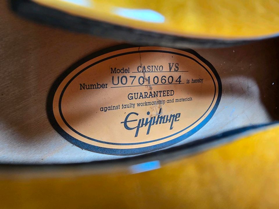 Epiphone Casino Limited Edition 3-Tone Sunburst in München