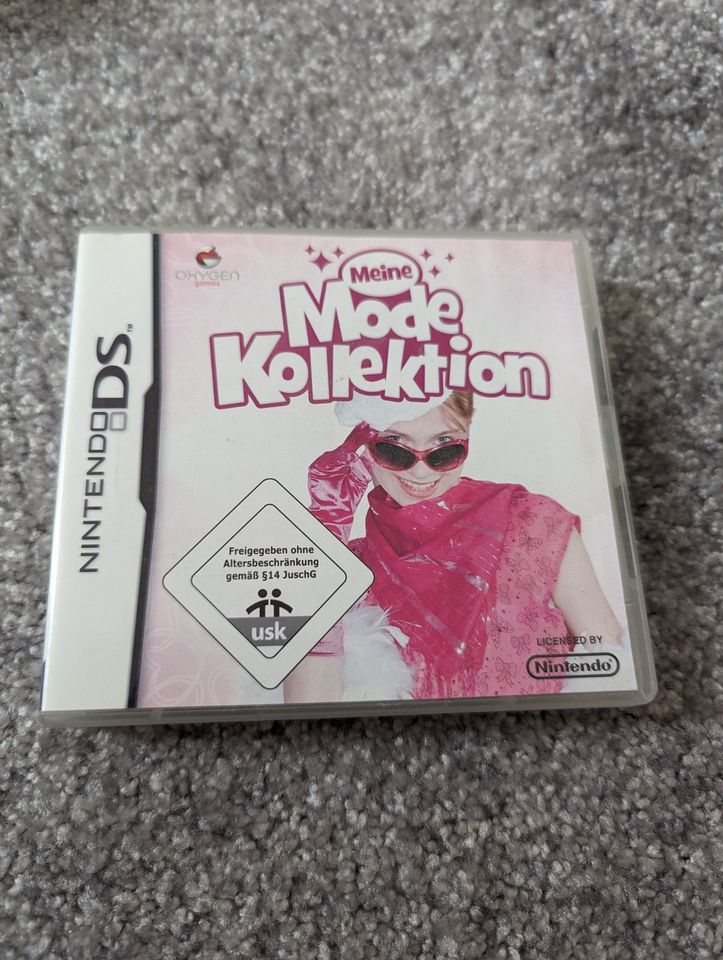 Mode Kollektion Nintendo DS in Karlsruhe