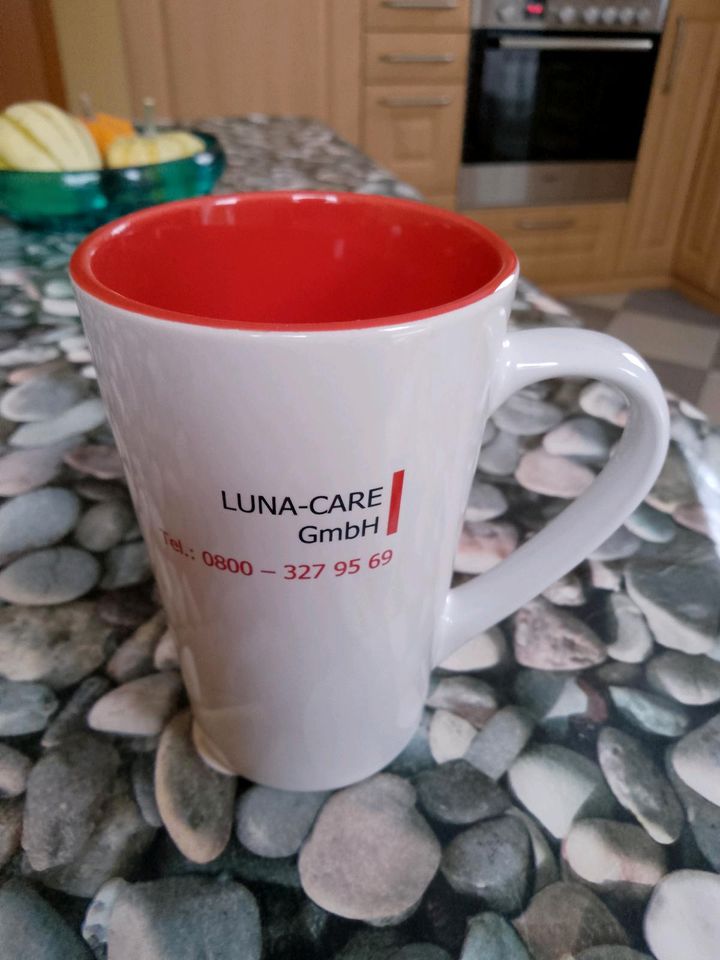 Luna Care Becher Tasse Geschirr weiß rot in Hamburg