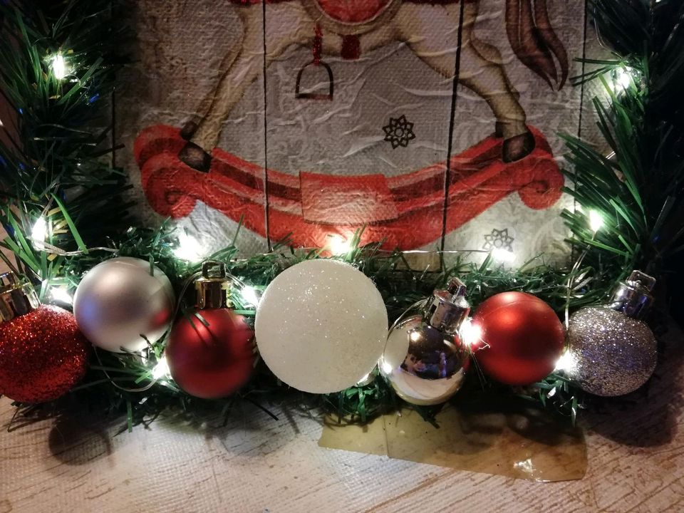Weihnachtsbild Schaukelpferd nostalgisch mit Licht in Salem (Lauenburg)