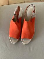 Sandalen Orange Gr.41 Neu Hessen - Lollar Vorschau