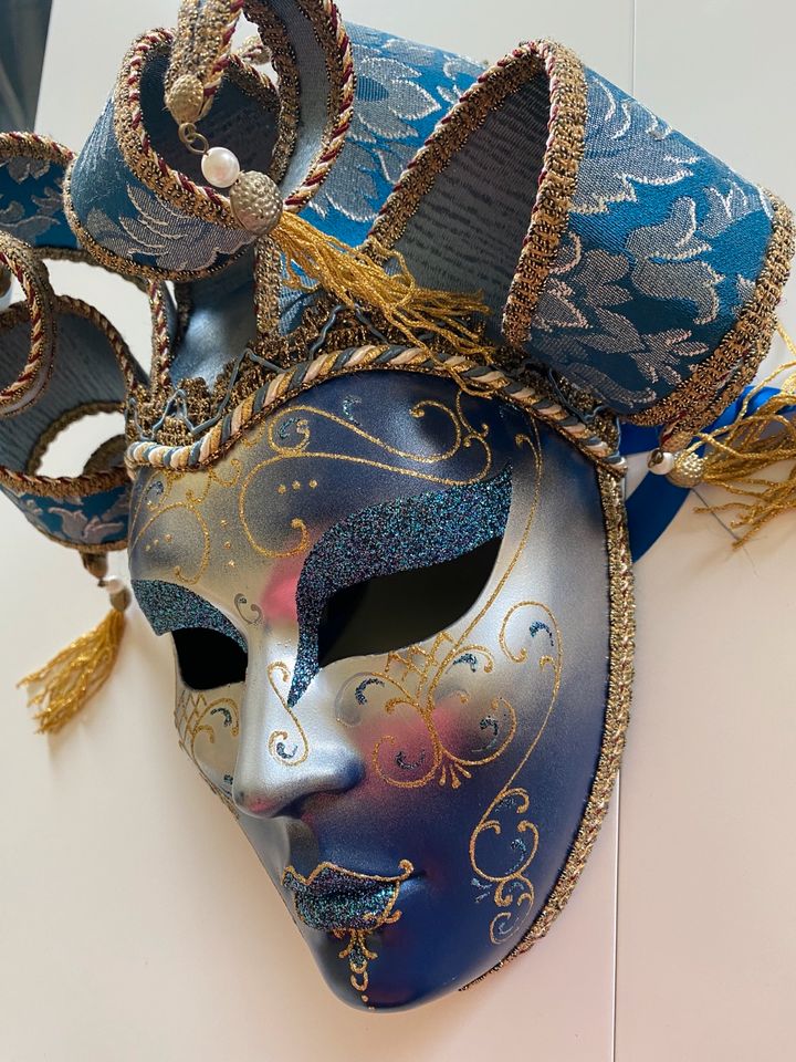 Venezianische Maske in Niederwiesa