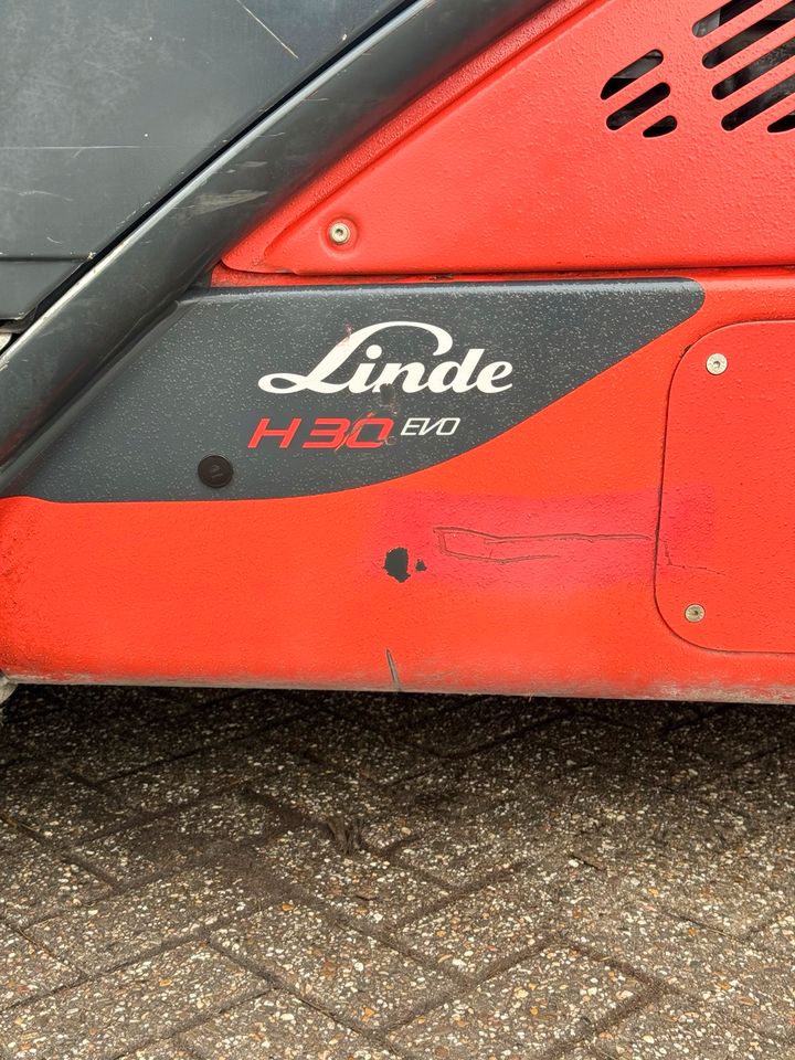 Gabelstapler Linde H30T-02 / Stapler / 3 tonnen / Treibgas / Freihub / BJ2016 in Ahaus