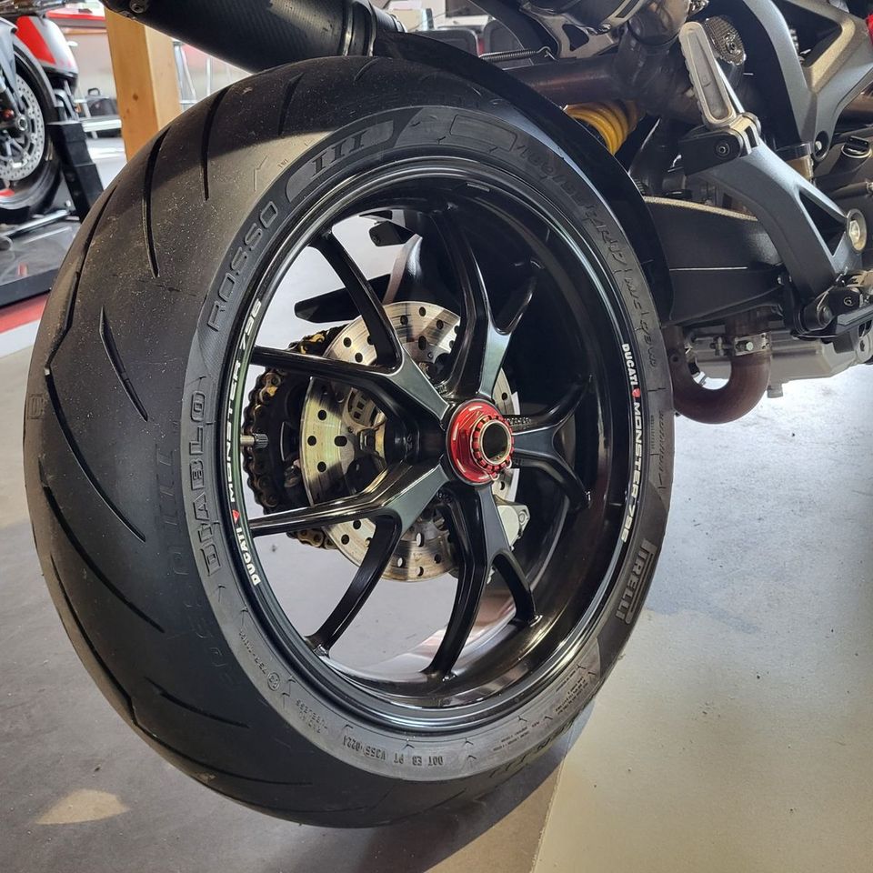 Ducati Monster 796 *TOP*SC-Project*Zubehör* in Jühnsdorf