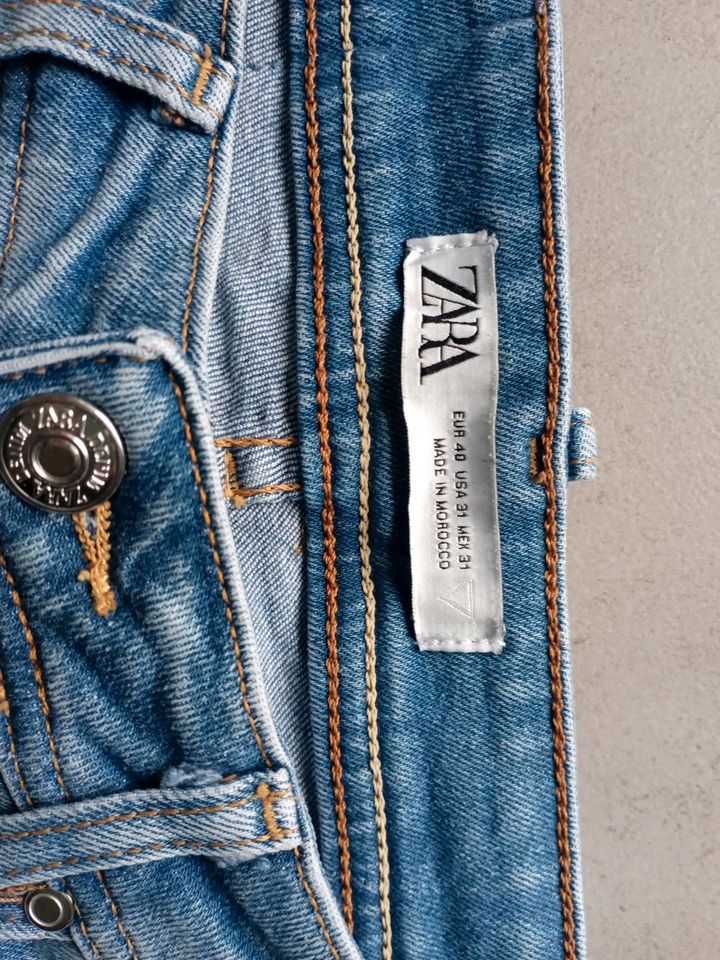 Zara Jeans, Größe 40 in Kirchheim am Neckar