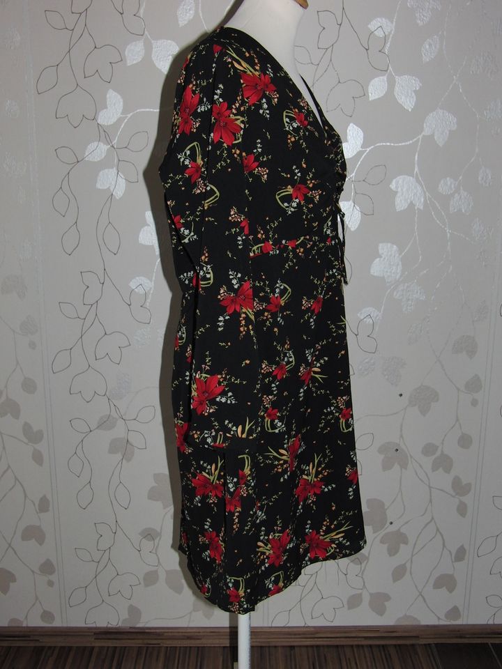 Schwarzes JANINA Kleid in Größe 42 in Espelkamp