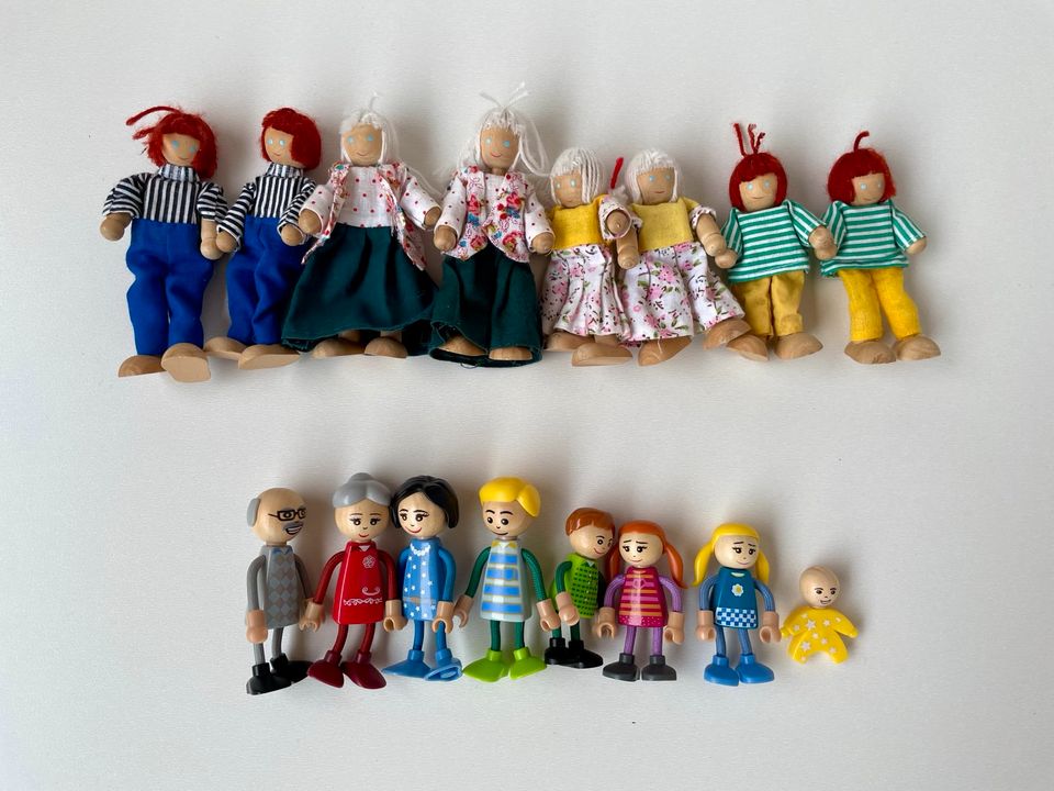 Puppen Puppenstube Püppchen Kind Mädchen Figuren in Havixbeck