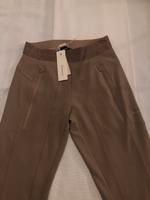 Cambio Jordi Seam Gr. 34 beige NP 179,90 € Niedersachsen - Isernhagen Vorschau
