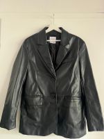 Bershka Blazer Leder Gr. 36/S schwarz Innenstadt - Köln Altstadt Vorschau