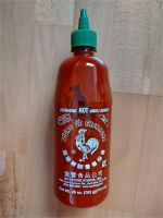 SRIRACHA Hot Chili Sauce Huy FONG 714ml ORIGINAL Baden-Württemberg - Lahr (Schwarzwald) Vorschau