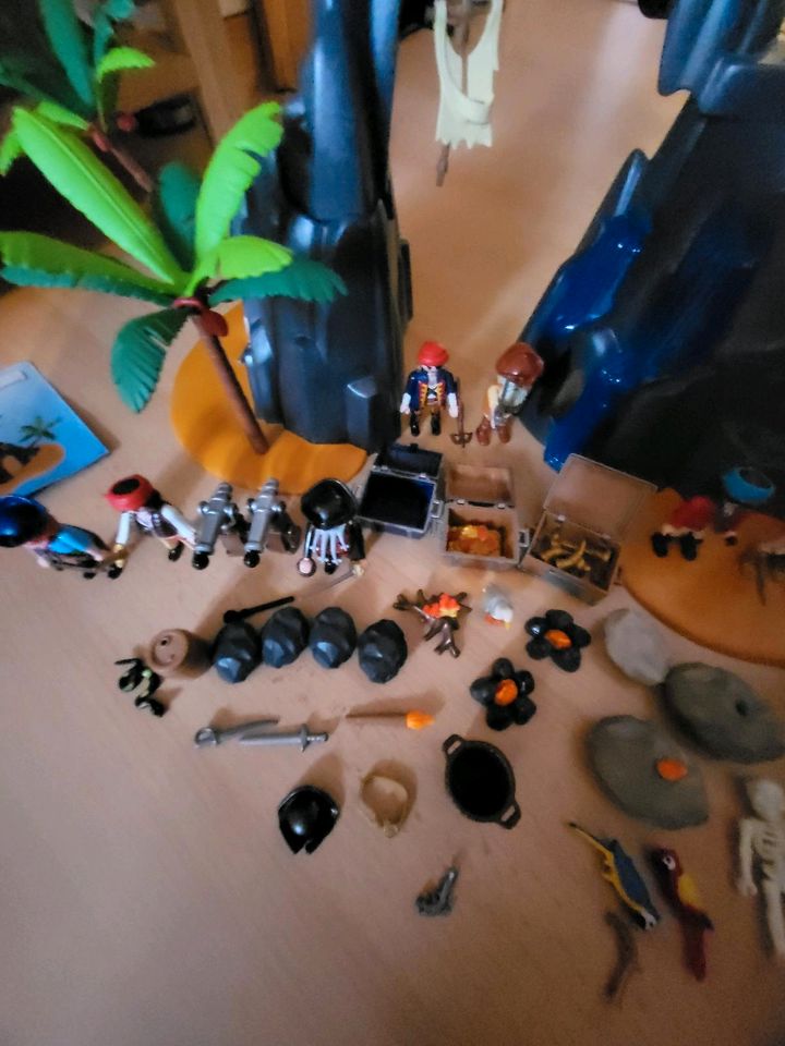 Playmobil Pirateninsel, mit Verpackung in Bliestorf