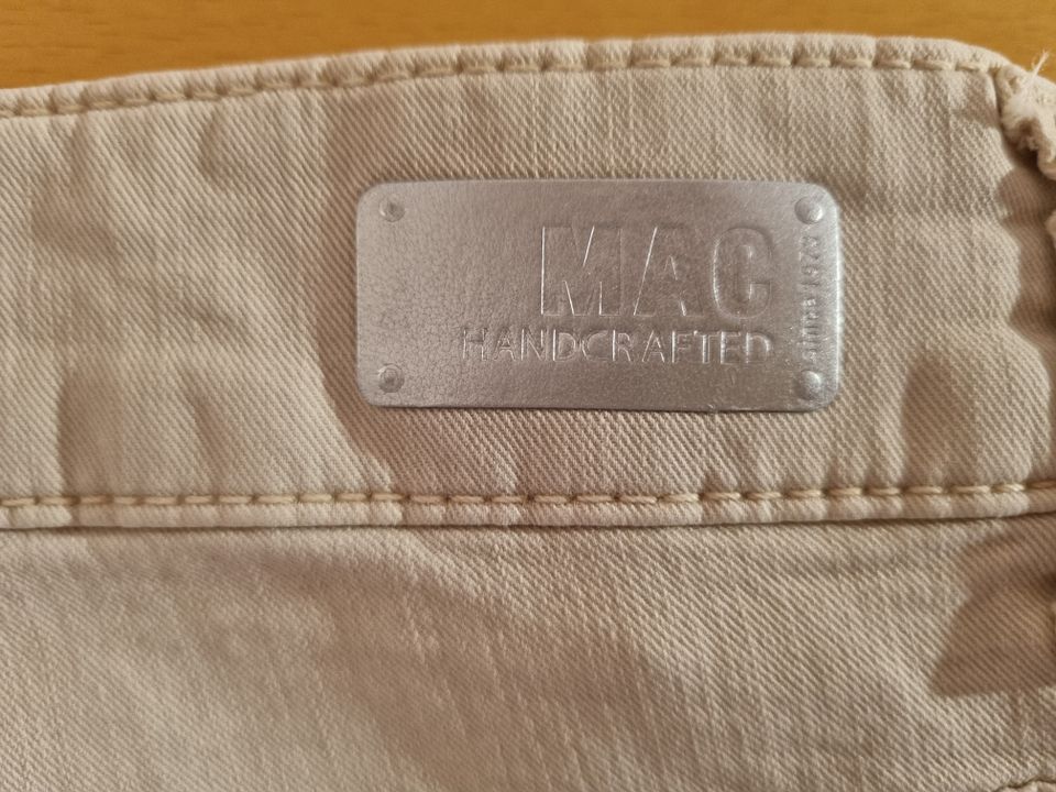 MAC Hose beige Gr 42 in Frankfurt am Main