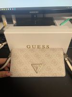 Guess Handtasche, Portemonnaie, kleine Tasche Nordrhein-Westfalen - Bergkamen Vorschau