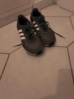 Adidas Sneaker Gr. 42 Köln - Nippes Vorschau