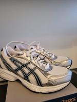 Asics Damen Sportschuhe Gr. 39 Hessen - Griesheim Vorschau