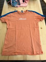 Ellesse Shirt, Größe S, guter Zustand, schattenfleck Niedersachsen - Rotenburg (Wümme) Vorschau