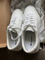 Champion Turnschuhe Leder Sneaker weiß Gr. 40 neu mit Karton Dresden - Blasewitz Vorschau