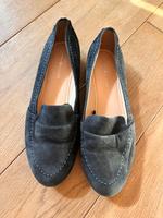 Tommy Hilfiger Ballerina Dunkelblau Größe 40 getragen Hessen - Eltville Vorschau