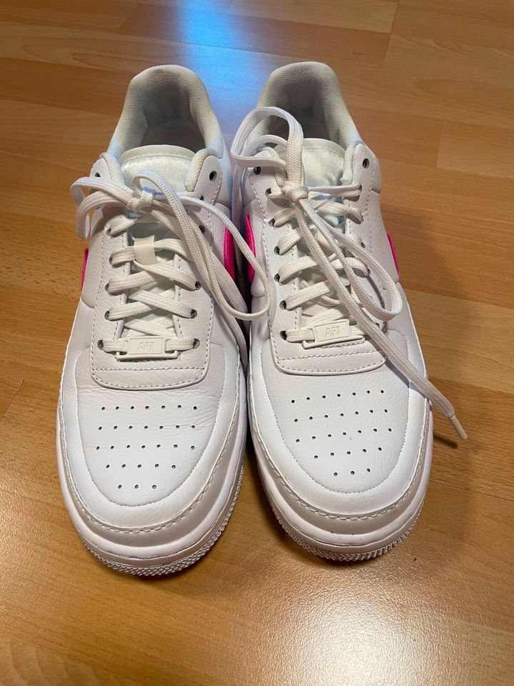 Schuhe / Sneaker Nike Air Force Jester / weiß pink / Größe 41 in Stemwede