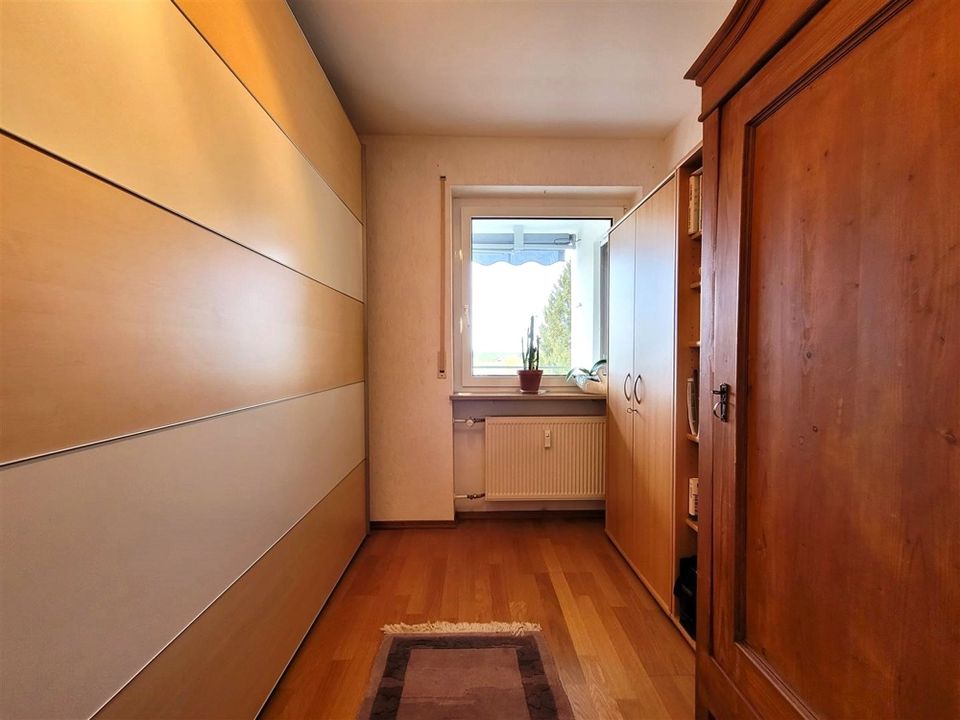 Familienfreundliche und moderne 4-Zimmer-Wohnung in Tettnang-Kau in Tettnang