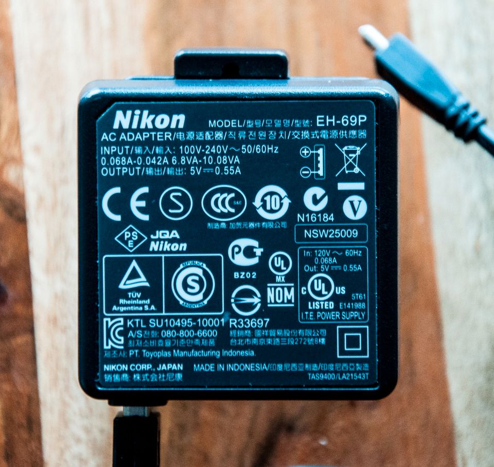 Nikon EH-69P 100% Original Ladegerät für Nikon Coolpix Kameras in Schorndorf