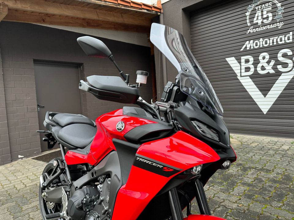 Yamaha Tracer 9 ABS LED Modelljahr 2022 in Hanau