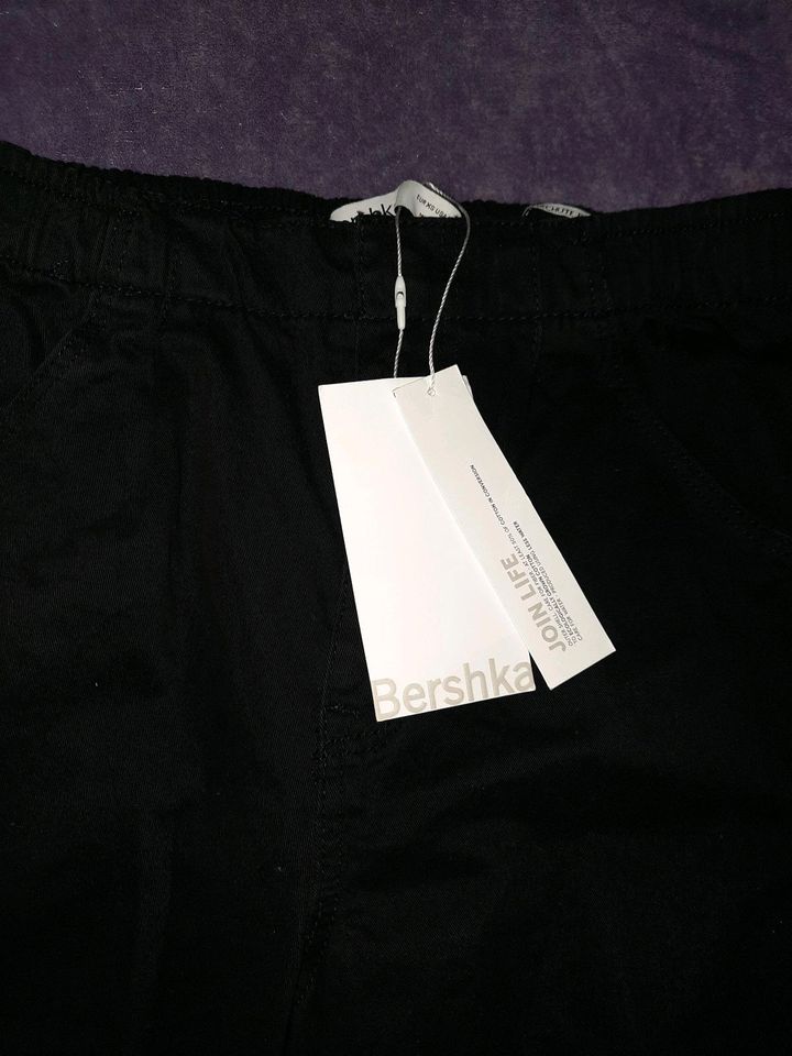 Baggyhose Bershka gr XS in Leipzig