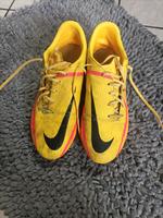 Fußball Schuhe Nike Phantom gr.43 Brandenburg - Zollchow Vorschau