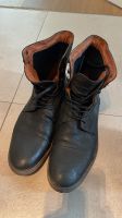 Lederstiefel schwarz Cafeina wie neu Gr. 45 Stiefel Schnürschuhe Frankfurt am Main - Nieder-Erlenbach Vorschau