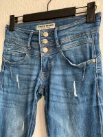 Jeanshose Tally Weijl Gr. 34 Stretch super bequem Nordrhein-Westfalen - Drolshagen Vorschau