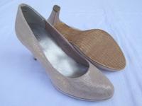 Festliche Pumps Pesaro Gr. 36 beige neu ungetragen hoher Absatz Hessen - Neckarsteinach Vorschau