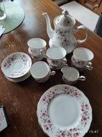 Quenn Anne Cascade Roses Kaffee Geschirr Porzellan Nordrhein-Westfalen - Jüchen Vorschau