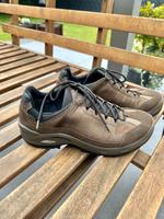 Lowa Herren Multifunktionsschuh Tosca GTX Lo Gr. 42,5 Nordrhein-Westfalen - Ibbenbüren Vorschau