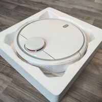 Xiaomi Mi Vacum Robot Saugroboter Top Guter Zustand Berlin - Wilmersdorf Vorschau